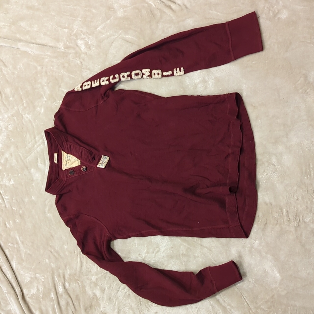 Abercrombie and Fitch sweater large like new!